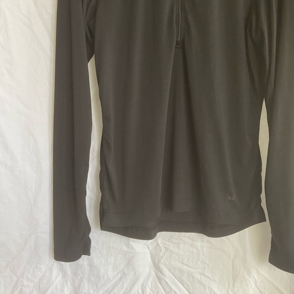 REI Co-op lightweight Base Layer Half-Zip Top - Men Size Small - Picture 4 of 9